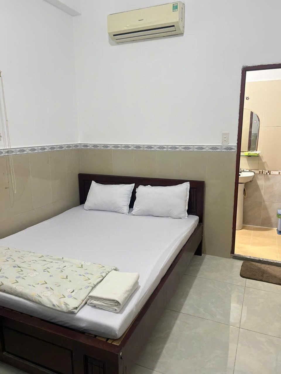Aparthotel Khach San Doan Gia *